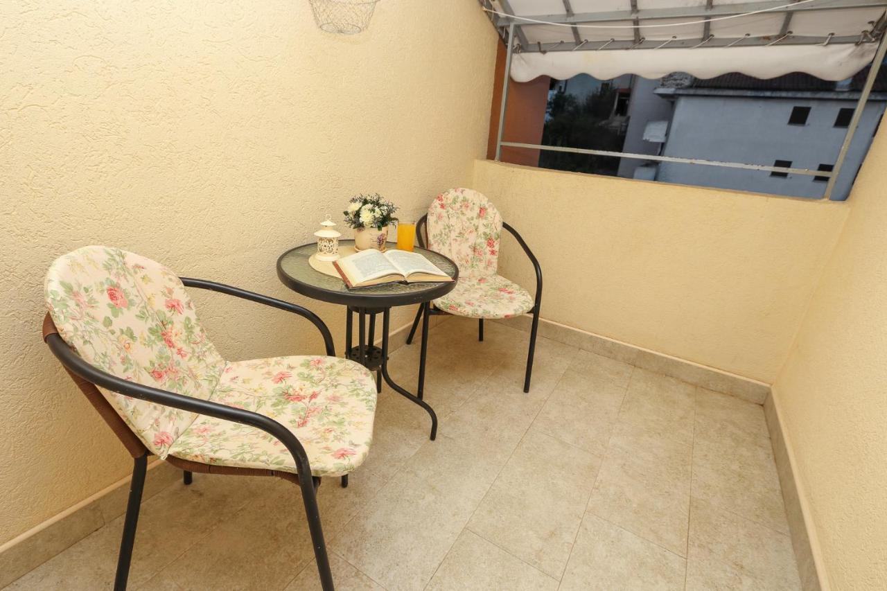 Apartment Ancora Kotor Exteriör bild