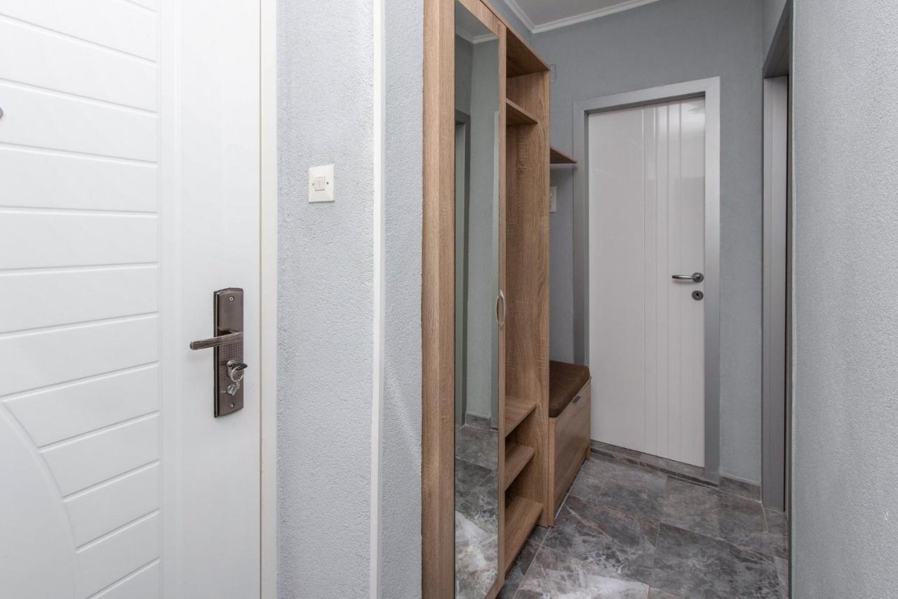 Apartment Ancora Kotor Exteriör bild